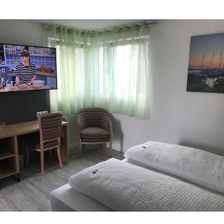 Bodensee Sunshine Zimmer & Apts. Uhldingen-Mühlhofen Eksteriør bilde