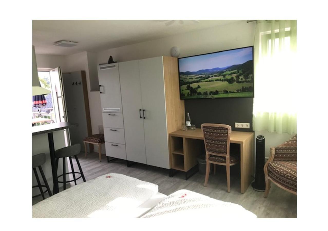 Bodensee Sunshine Zimmer & Apts. Uhldingen-Mühlhofen Eksteriør bilde
