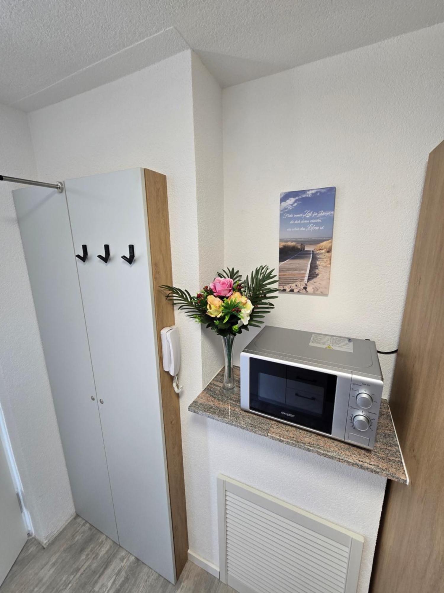 Bodensee Sunshine Zimmer & Apts. Uhldingen-Mühlhofen Eksteriør bilde